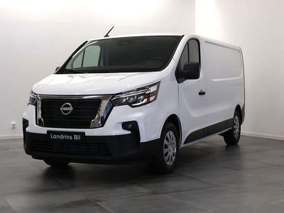 Vit Ny 2025 Nissan Primastar N-Connecta Minibuss | 396 706 kr (Lite dyr)