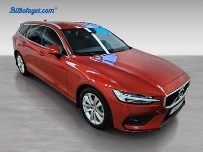 Röd Begagnad 2021 Volvo V60 Momentum Kombi | 299 000 kr (Superpris)