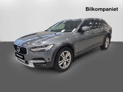 Grå Begagnad 2018 Volvo V90 CC Momentum Kombi | 359 800 kr (Lite dyr)