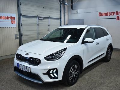 begagnad Kia Niro 1.6 GDI Hybrid Kamera Vinterhjul Läder Aut 2020, SUV