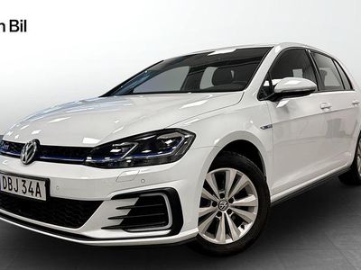 Pure white Begagnad 2020 VW Golf VII GTE | 224 900 kr (Lite dyr)