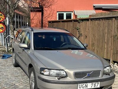 begagnad Volvo V70 2.4 Euro 4