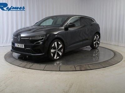 Svart stjärna met gne Begagnad 2023 Renault Mégane IV Techno | 229 000 kr (Marknadspris)