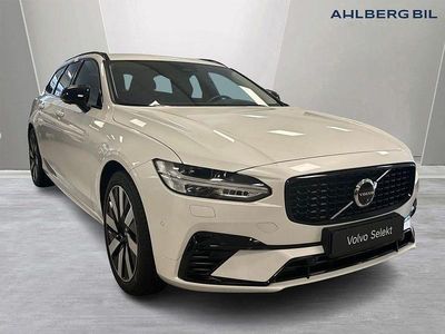 Begagnad Volvo V90 Plus 355 HK (261 kW) 2025 Vit Kombi