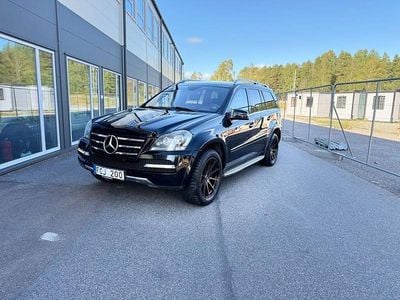 Begagnad Mercedes GL350 266 HK (195 kW) 2012 Svart SUV