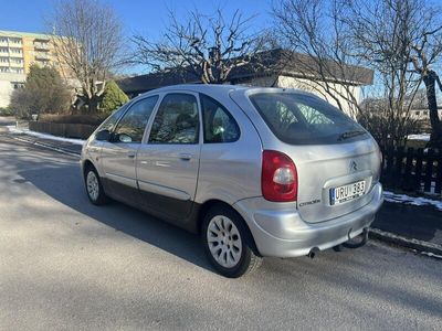 begagnad Citroën Xsara Picasso 1.8 NYBESIKTIGAD