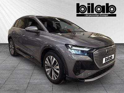 Grå Begagnad 2022 Audi Q4 e-tron Advanced SUV | 375 000 kr (Marknadspris)