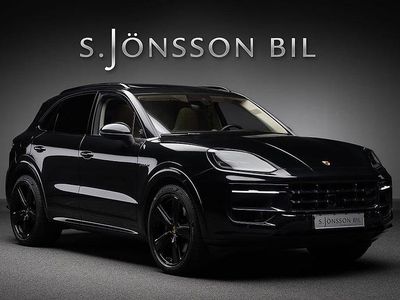 Svart Begagnad 2023 Porsche Cayenne SUV | 995 000 kr (Lite dyr)