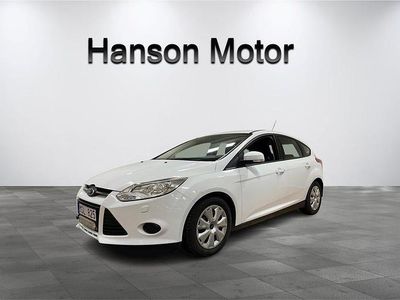 Begagnad Ford Focus Trend 95 HK (69 kW) 2012 Vit Halvkombi
