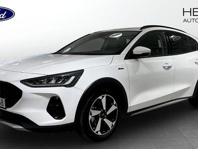Vit Begagnad 2024 Ford Focus Active Halvkombi | 244 900 kr (Bra pris)