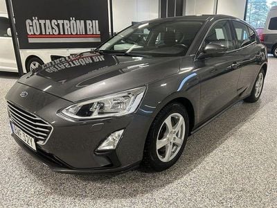 Grå Begagnad 2019 Ford Focus Trend Halvkombi | 125 000 kr (Marknadspris)