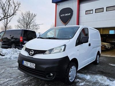 Vit Begagnad 2011 Nissan NV200 Minibuss | 39 900 kr