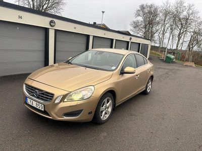 Begagnad 2012 Volvo S60 Sedan | 55 000 kr (Marknadspris)