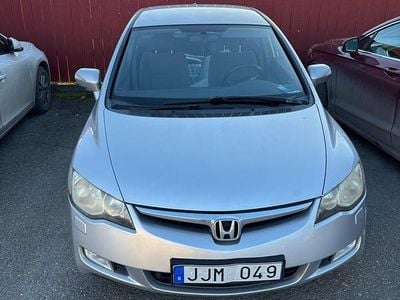 Begagnad 2006 Honda Civic Hybrid Sedan | 35 000 kr (Bra pris)