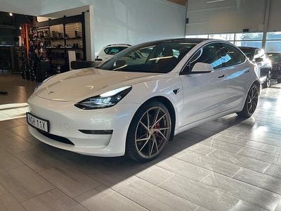 Vit Begagnad 2021 Tesla Model 3 Performance Sedan | 418 000 kr