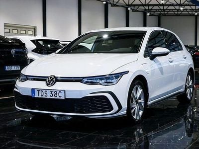Begagnad VW Golf VIII GTE 245 HK (180 kW) 2021 Vit Halvkombi
