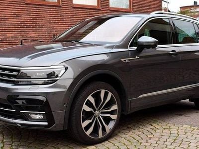 Mörkgrå (grå) Begagnad 2020 VW Tiguan R SUV | 399 000 kr (Dyr)