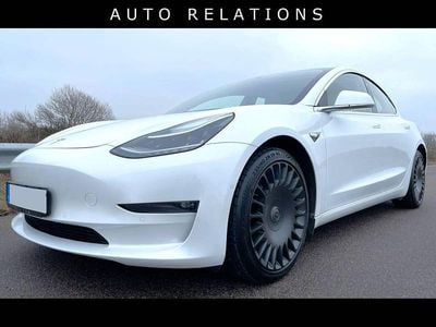 Begagnad Tesla Model 3 Performance 375 kW (510 HK) 2020 Pärlvit multicoat  vit metallic/pärlemo Sedan