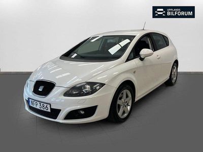 Begagnad Seat Leon Style 105 HK (77 kW) 2012 Vit Halvkombi