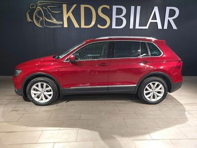 Begagnad VW Tiguan Executive 180 HK (132 kW) 2016 Mörkröd SUV