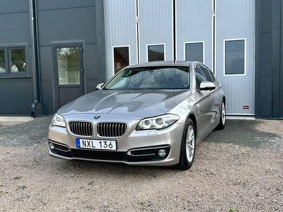 Begagnad BMW 520 Luxury Line 184 HK (135 kW) 2013 Silver Sedan