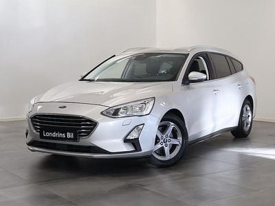 Grå Begagnad 2018 Ford Focus Titanium Kombi | 144 900 kr (Marknadspris)