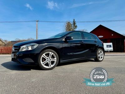 Begagnad Mercedes A180 123 HK (90 kW) 2014 Svart Halvkombi