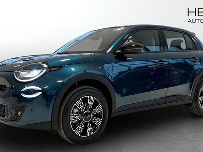 Blå Ny 2025 Fiat 600 Icon Halvkombi | 352 800 kr