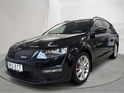 Svart Begagnad 2016 Skoda Octavia RS Kombi | 112 000 kr (Bra pris)