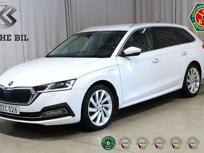 Begagnad Skoda Octavia Style 204 HK (150 kW) 2021 Vit Kombi