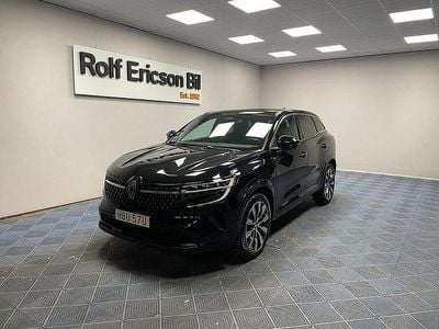 Begagnad Renault Austral Techno 159 HK (116 kW) 2023 Svart SUV