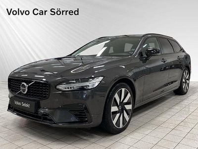 Grå Begagnad 2024 Volvo V90 Plus Kombi | 464 900 kr (Marknadspris)