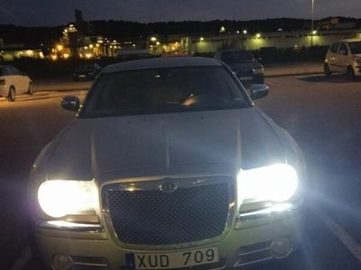 begagnad Chrysler 300C 2.7 V6