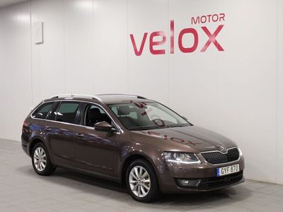 begagnad Skoda Octavia Kombi 2.0 TDI 4x4 184hk DRAG KAMERA NAV CANTON