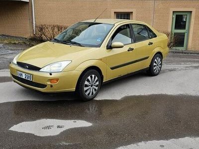 begagnad Ford Focus Sedan 1.6 Ghia