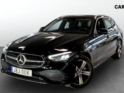 Svart Begagnad 2023 Mercedes C300 Avantgarde | 364 900 kr
