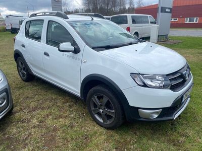 begagnad Dacia Sandero Stepway 0.9 TCe, m-värm 2015, Halvkombi