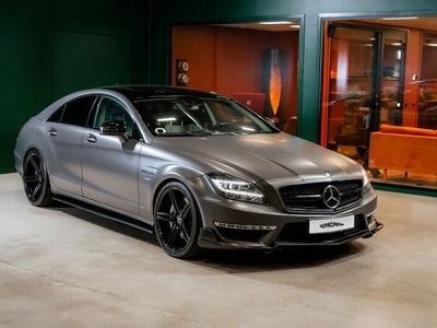 Ljusgrå Begagnad 2011 Mercedes CLS63 AMG AMG Sportkupé | 389 990 kr