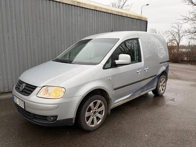 Begagnad VW Caddy Life 190 HK (139 kW) 2008 Silver Minibuss