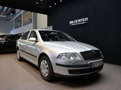 begagnad Skoda Octavia 1.6 FSI 5D 115hk ( Obs 12100 mil )