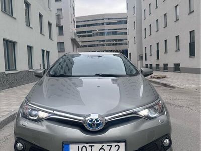 Toyota Auris Hybrid