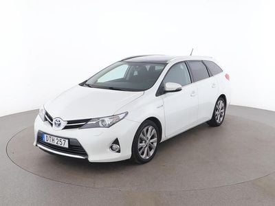 Vit Begagnad 2014 Toyota Auris Touring Sports Kombi | 139 000 kr (Bra pris)