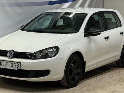 Begagnad VW Golf VI 105 HK (77 kW) 2011 Vit Halvkombi