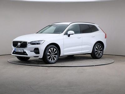 Crystal white (premium metallic) Begagnad 2022 Volvo XC60 Core SUV | 375 000 kr (Bra pris)