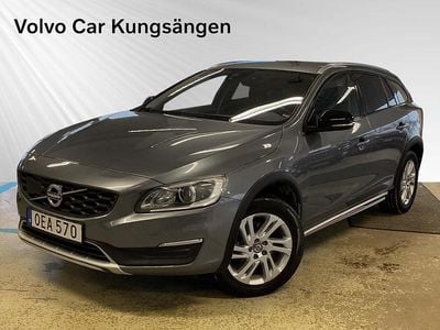 Begagnad Volvo V60 CC Business Edition 192 HK (141 kW) 2017 Grå Kombi