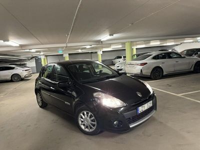 begagnad Renault Clio / Nyservad/ Besiktigad/ Ny Kamrem/Lågmil