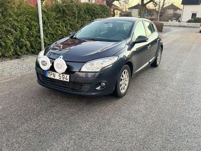 Begagnad 2011 Renault Mégane III Halvkombi | 39 900 kr (Marknadspris)