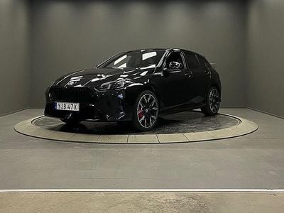 Begagnad BMW 120 Comfort Edition 2026 Svart Halvkombi