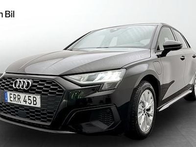 Svart Begagnad 2023 Audi A3 Sportback e-tron Proline Halvkombi | 299 000 kr (Marknadspris)