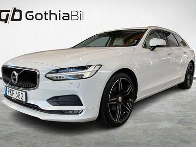 Vit Begagnad 2017 Volvo V90 Momentum Kombi | 229 900 kr (Marknadspris)